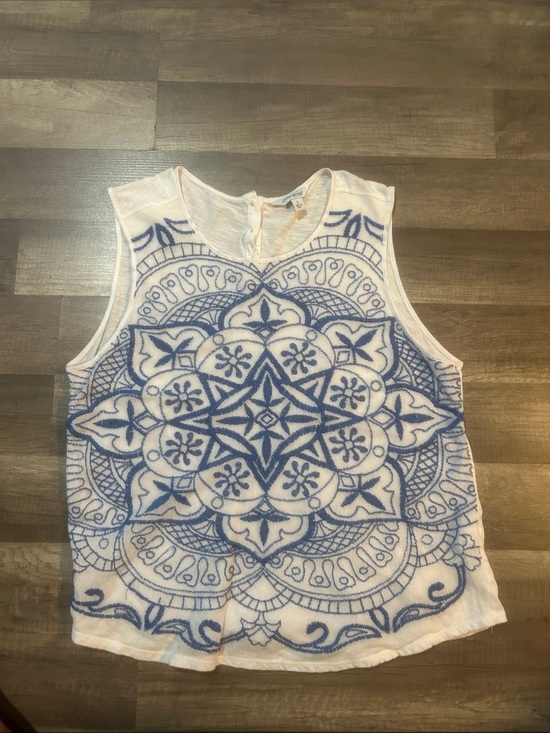 Lucky Brand Tops - Lucky Brand Women’s White Tank with Blue Mandala Print Size Large